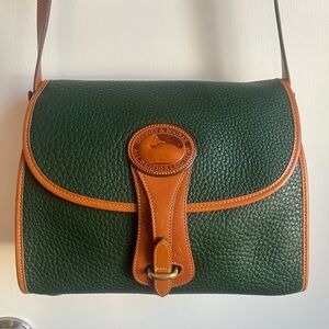 Dooney & Bourke green vintage AWL large Essex purse